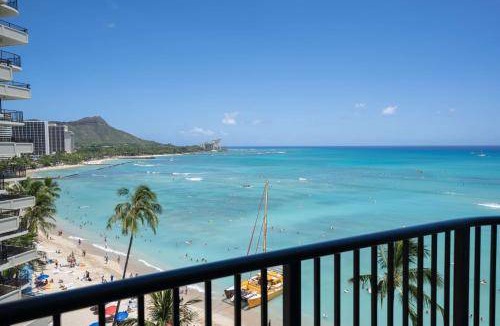 Waikiki Resort | 360 m² Resort ∙ 2 bedrooms ∙ 127 guests