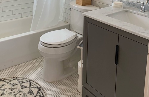 Westside Apartment | 3Br 1Bath Apartment King St Charleston