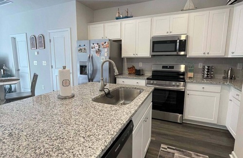 Ocean Isle Beach House | 3BR/2.5BA Townhome Sleeps 8, Near Sunset and Ocean Isle Beach