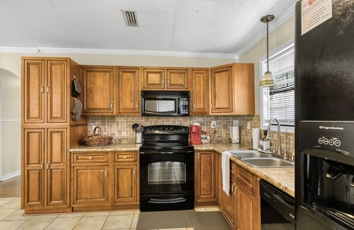 Daleville House | 3Br, 2Ba, 6 beds, 5 min from Fort Novosel