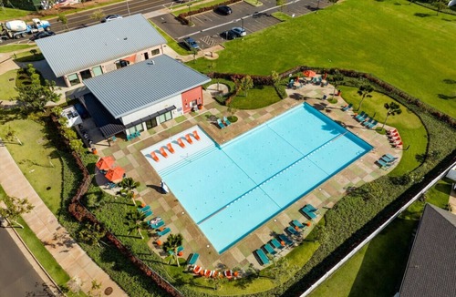 Ewa Apartment | 3BR/2BA New Build | Pool | W/D | Garage | Park