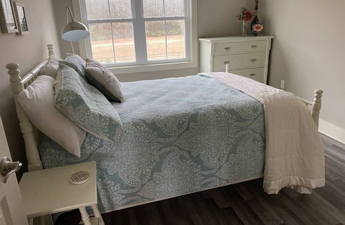 Dutton Apartment | 3BR 2BA with views of the Piankatank River! New construction.