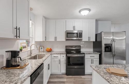 Arcadia House | 3br Home in Quiet Neighborhood