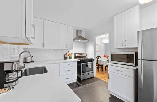 South Manchaca House | 3BR Home with Grill & Yard - Long Stays Welcome!