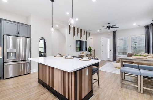 Charlotte House | 3BR Mid-Century Modern Luxe Getaway