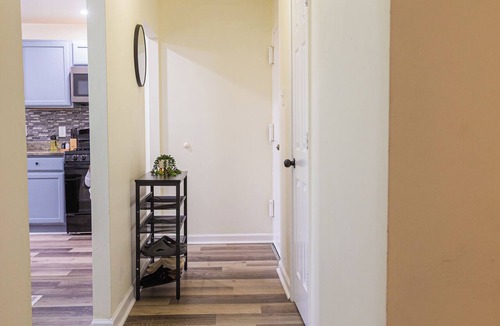 Alexandria West Condo | 3BR/Pool · Parking · Metro/Near DC & Old Town