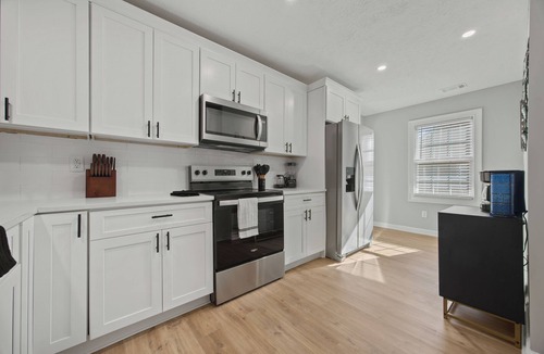 Lawrenceville House | 3BR Quiet House with Patio + Sunroom + Grill near Entertainment