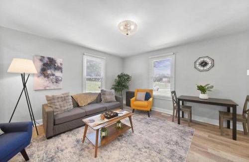 Mount Holly House | 3BR Renovated Bungalow Fire Pit Near Catawba River