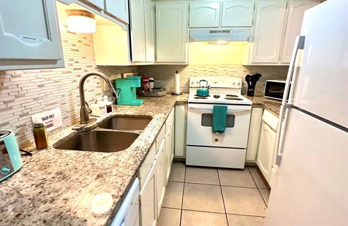 West Arlington House | 3BR.Sleeps11.DallasStadium.6CarDriveway.OneStory