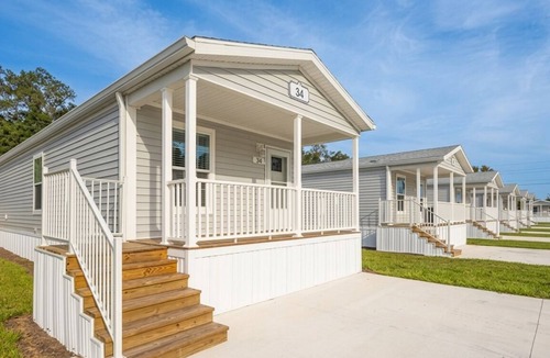 Fellowship House | 4 Accommodations | Ideal Space for the Whole Family – Ideal for Long Stays!