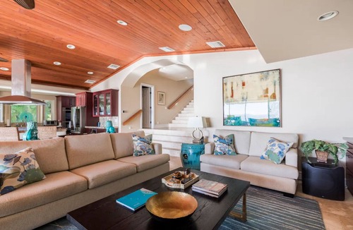 Kahaluu-Keauhou House | 4 BDRs with their own baths! Modern decor! Privacy! Best Ocean View in the Hood!