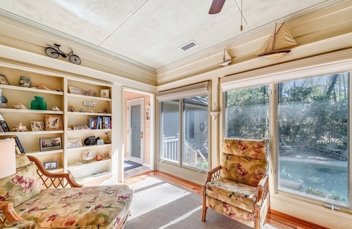 Heritage Woods House | 4 E Garrison Place ~ Centrally Located in Sea Pines on Quiet Cul-de-sac!