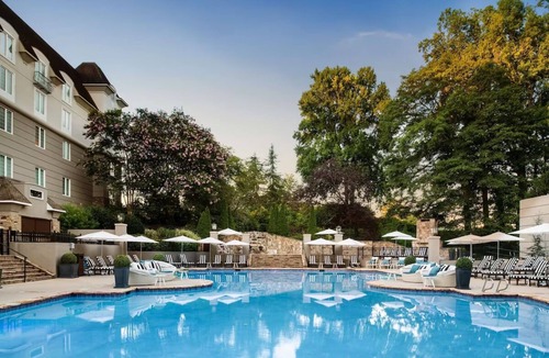 Braselton Hotel | 4 Luxurious King Rooms Nestled in North Georgia’s Stunning Foothills