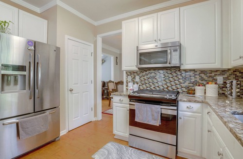 Roswell House | 4 Mi to Chattahoochee River: Family Home w/Yard!