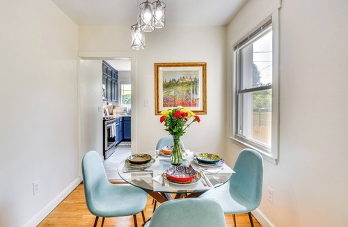 Seneca Cottage | 4 Mi to Clemson : Pet-Friendly Seneca Cottage