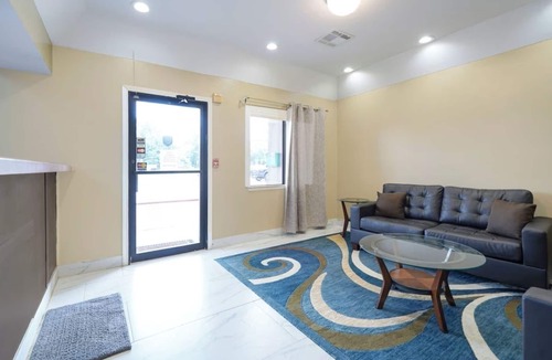 San Augustine Hotel | 4 Relaxing Units | Feel at Home on the Road in San Augustine