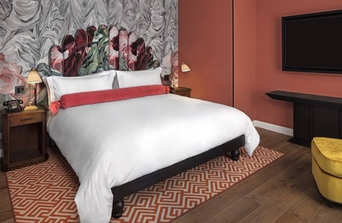 Chinatown Hotel | 4 Sophisticated DC Suites | Dining, Bar, Gym Access | Walk to Metro