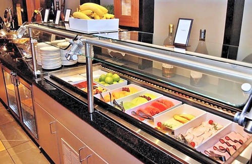 Alexandria West Hotel | 4-Star Hotel ∙ Hilton Alexandria Mark Center
