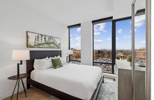 Buzzard Point Hotel | 4 Units | Family Stay w/Kitchen Near DC Top Landmarks | Pet Friendly
