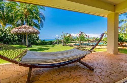 Historic Lahaina Front Street House | 409 m² House ∙ 5 bedrooms ∙ 10 guests