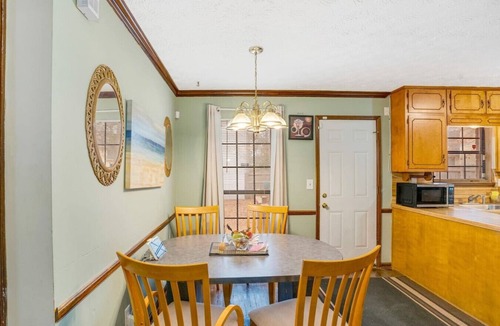 Church Street Cottage | 413) Massive 3 Bedroom With Fenced Yard!