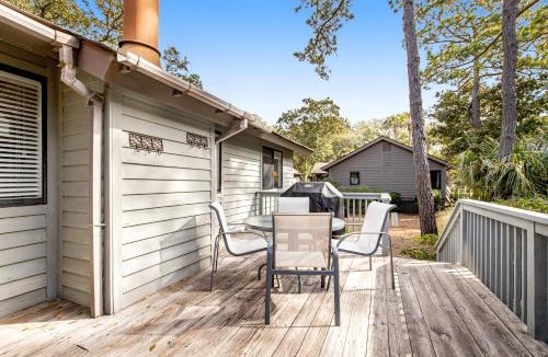 West Beach House | 452 Oceanwoods Cottage