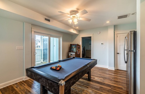 Kitty Hawk House | 4746- Sandy Feet Retreat - Oceanside Kitty Hawk Retreat w/Pool