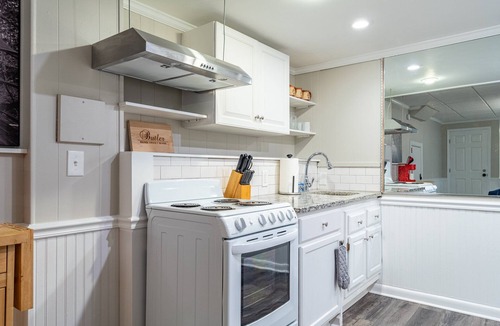 Acworth Apartment | 4833 Caboose Lane NW, Acworth