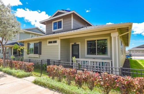 Ewa House | 4BR/2.5BA New Build | Pool | W/D | Garage | Park