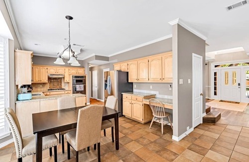Grapevine House | 4BR, 2.5BA, sleeps 10, Carroll ISD