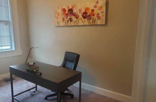 Austell House | 4BR/2BA Spacious,Private & Convenient Location to everything