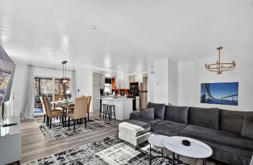 Cape Saint Claire House | 4BR House Mins to Downtown Annapolis with Firepit, Basement Bar, & Sleeps 12