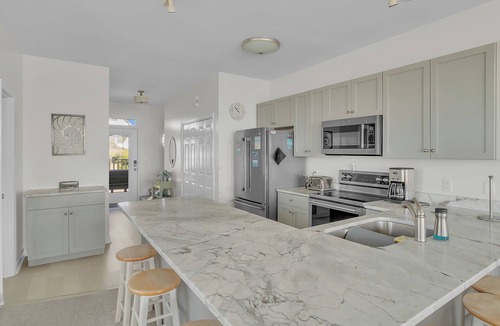 Emerald Isle House | 4BR Ocean Front Duplex - off Coast Guard Rd!