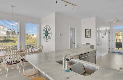 Emerald Isle House | 4BR Ocean Front Duplex - off Coast Guard Rd!