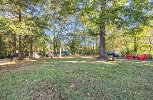 Conyers House | 4BR Retreat with Office, Game Room, Deck and Huge Lawn!