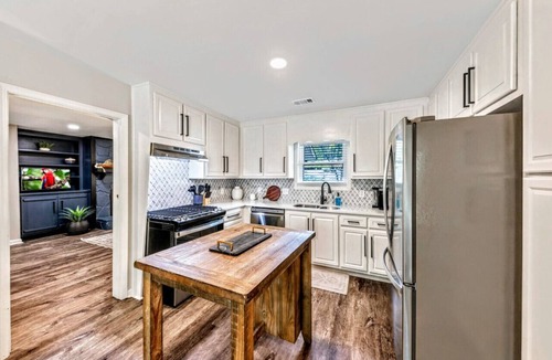 Marietta House | 4BRs Cul-de-sac/Privacy/5 min to I-575 (527)