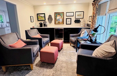 Athens House | 5 Bedrooms just Minutes from UGA stadium!