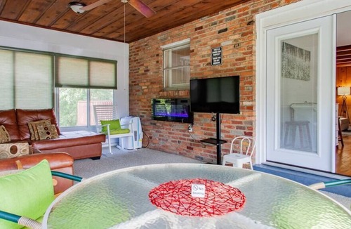 Oxon Hill House | 5-BR Home ✫ National Harbor ✫ MGM Casino ✫ Outlets