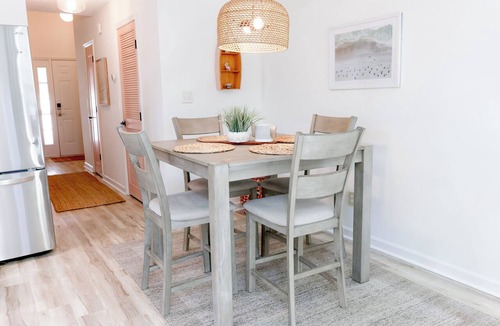 Little River Condo | 5 minutes to Cherry Grove! Stay in style and comfort at the beach!