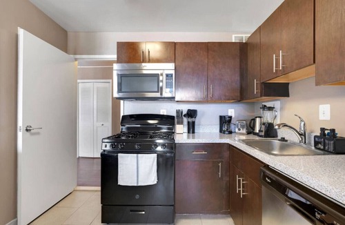 Aurora Highlands Apartment | 5 to DCA | 2BR/2BA | Balcony | Walk to Metro+Free Parking