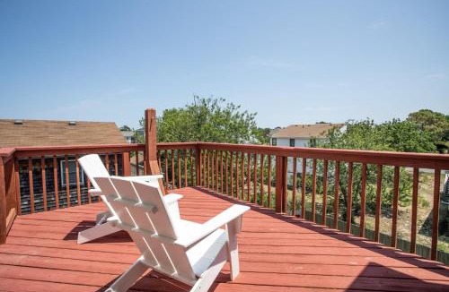 Colington House | 5008 - The Salty Squirrel