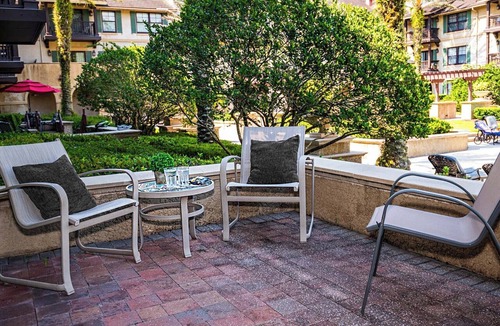 St. Augustine Condo | 5112 pool front w/patio- hot tub- sleeper sofa- near historic district