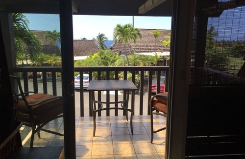 Punaluu Condo | #52 2 Bedroom/2 Bath Beautifully Furnished