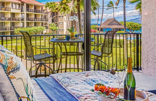 Historic Lahaina Front Street Condo | 52 m² Condo ∙ 2 guests