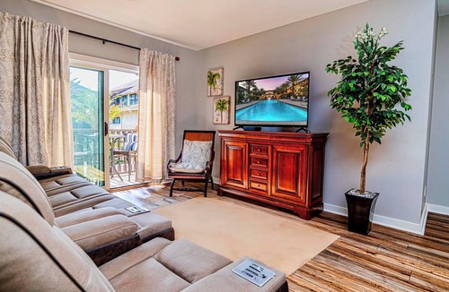 St. Augustine Condo | 5208-2 Pool front view- no carpet- balcony- near historic district & beaches
