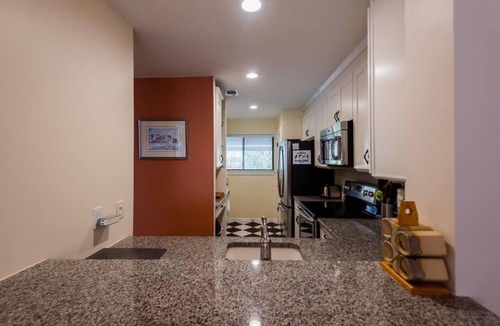 Hilton Head Island Condo | 53 Springwood - community pool, near Coligny