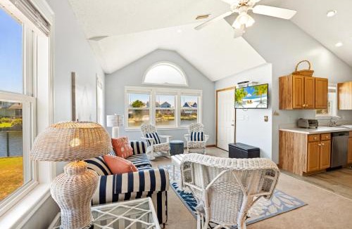 Colington Harbour House | 5531 - The Bird House