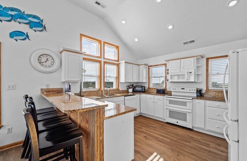 Nags Head House | 5703- The Fritz Carlton - Luxury Oceanfront Nags Head Estate With Pool
