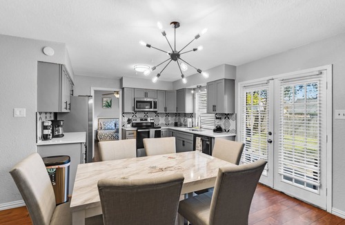 Flower Mound House | 5BR 2.5BA Spacious house sleeps 16