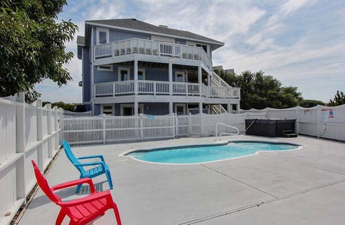 Ocean Hill House | 5BR Dog Friendly | Private Pool | Hot Tub | W/D
